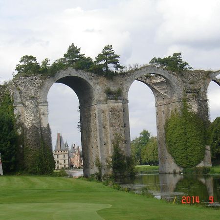 Chambres D'Hotes La Bergerie De L'Aqueduc Houx Exterior foto